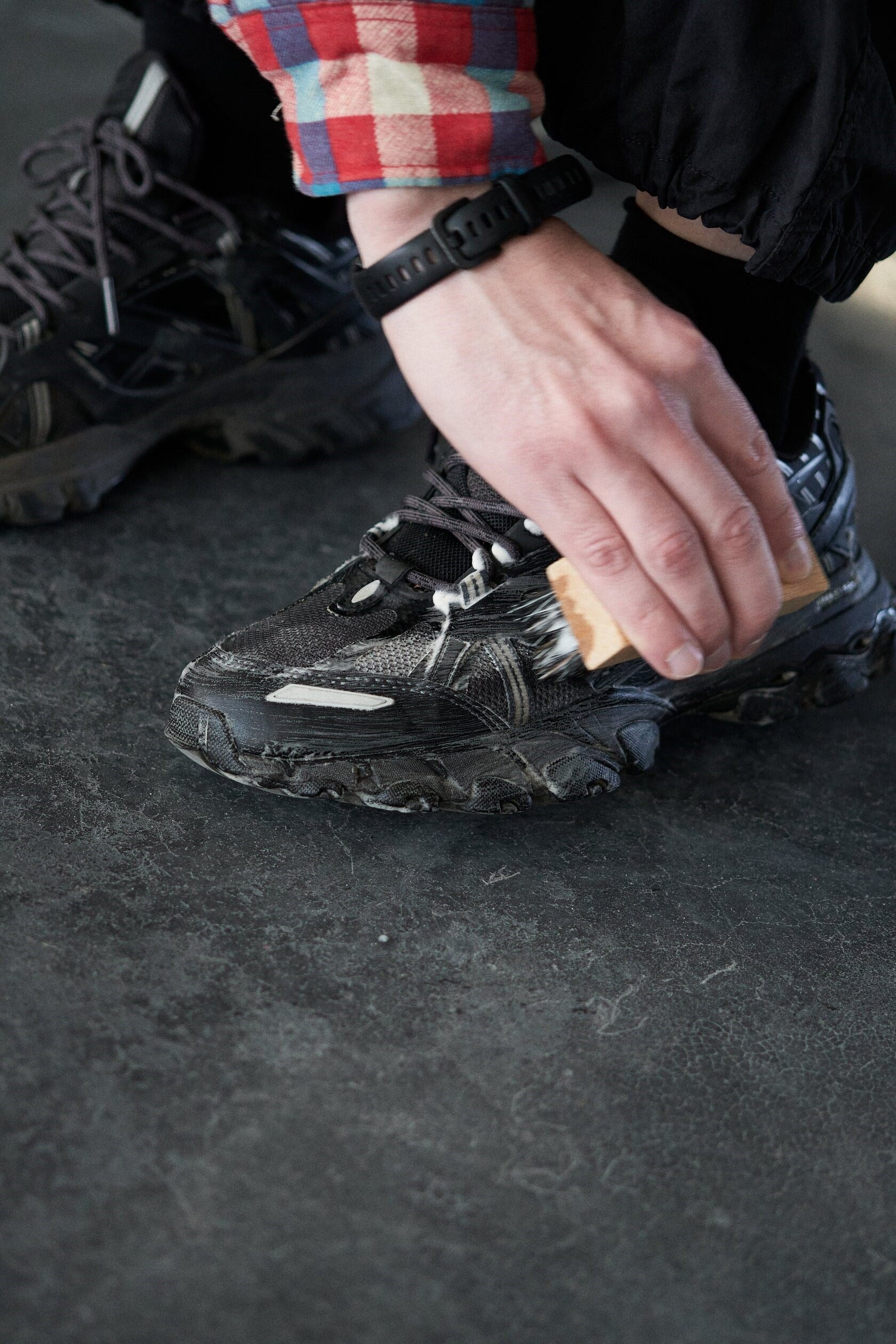 Універсальна щітка для очищення взуття Beclean SNEAKER CARE